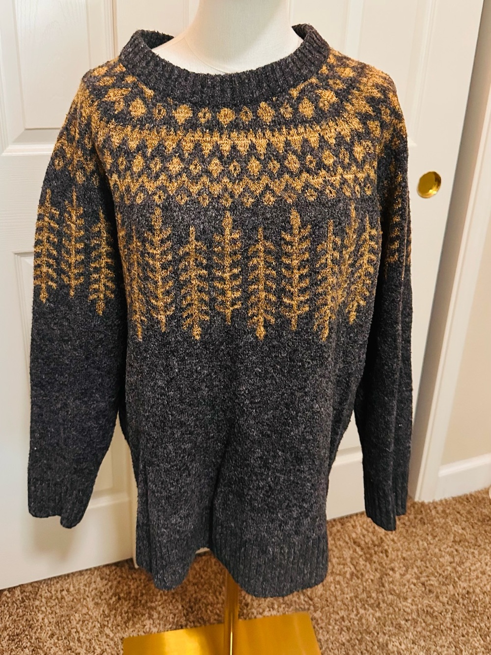 Women’s Charcoal Gray and Mustard Patterned Sweater